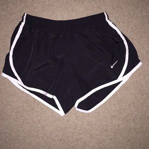 nike sports shorts girls